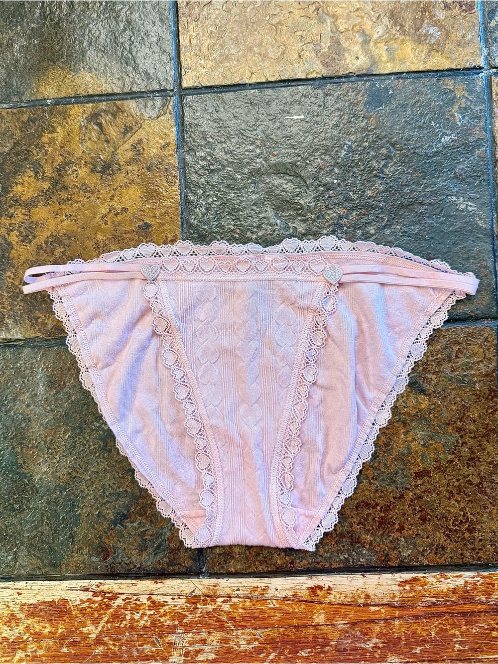 Victoria's Secret Light Pink Lace w/Hearts Trim Bikini Panty
